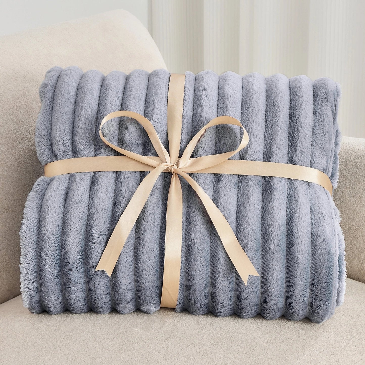 La Câline™ Blanket